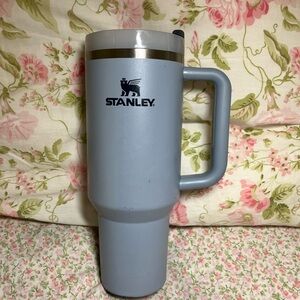 Stanley Tumblr 40oz